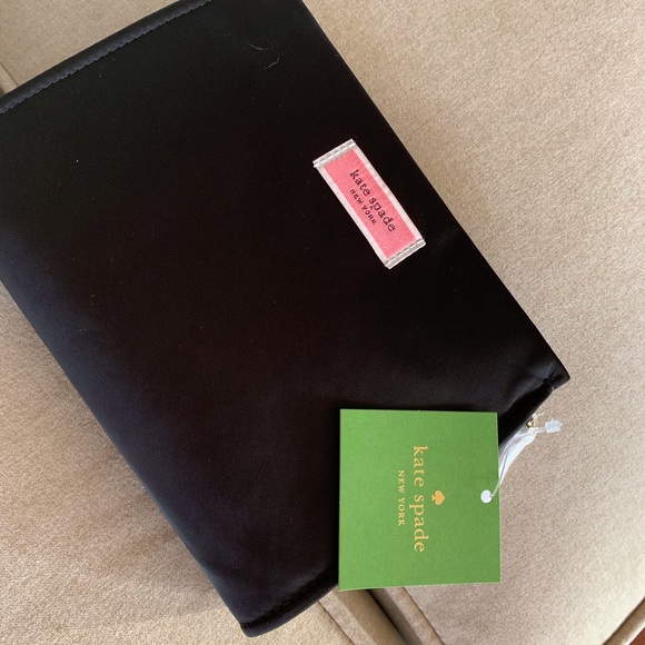 NWT Kate Spade Sam Nylon Cosmetic Bag - Picture 3 of 4